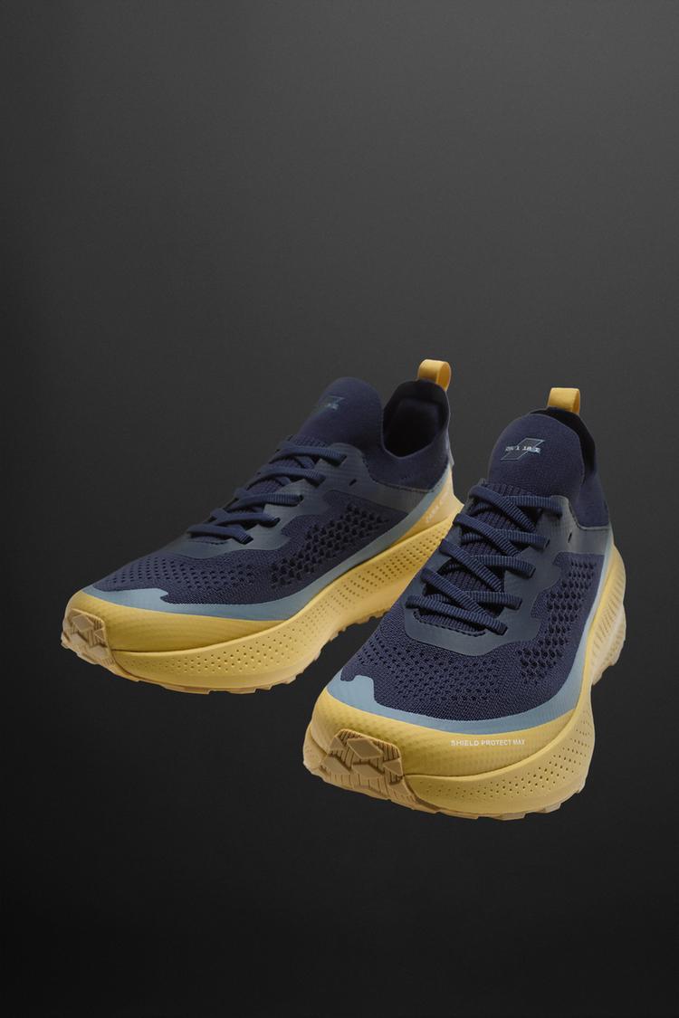 ZAPATILLA DEPORTIVA